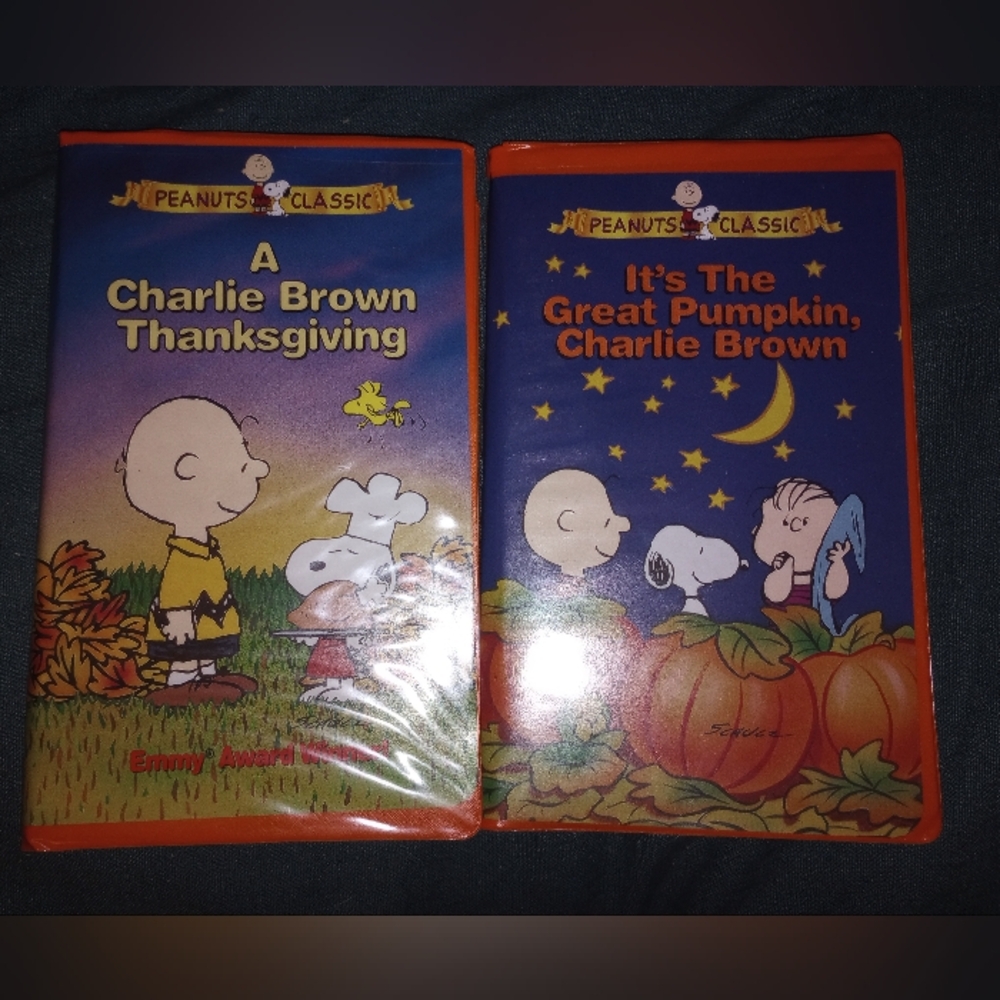 Vintage Peanuts Classic Clamshell VHS A Thanksgiving & It's A Great Pumpkin EUC